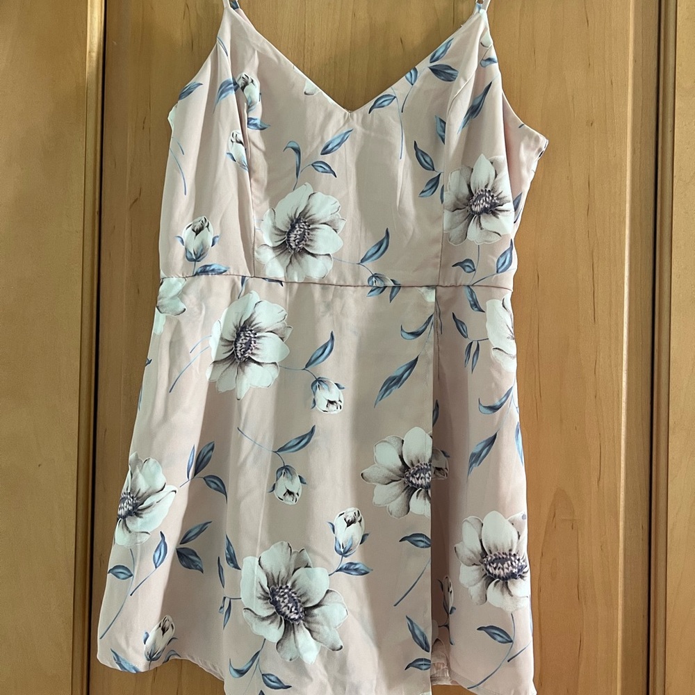 Size Small From Lulus, Worn Once!! Basically New! - image 3